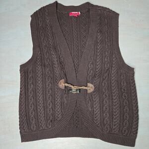 NWOT CHAPS Denim Womens Cable Knit Vest 
Sz XL Chocolate Brown Toggle Cabincore